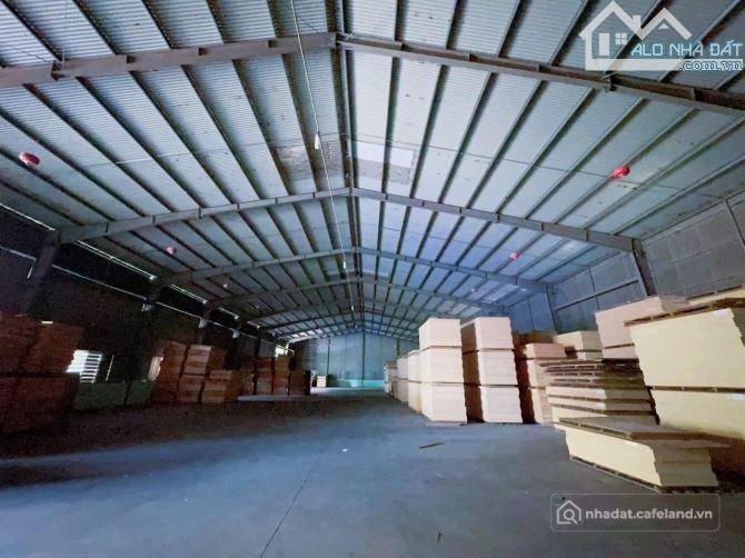 Bán kho, nhà xưởng: X087 Bán nhà xưởng khuôn viên đất 7000m² P. HỐ NAI Khu tập t