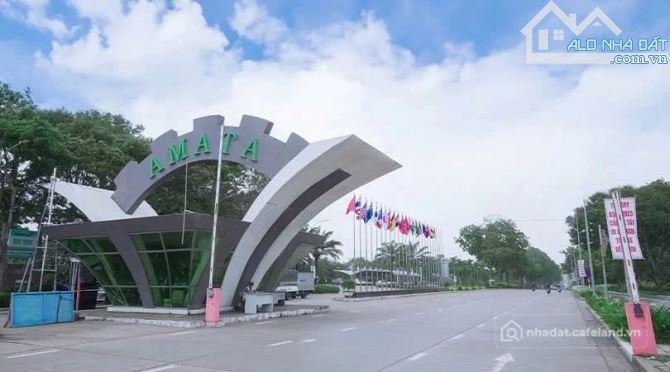 Bán kho, nhà xưởng: X119 Bán nhà máy hơn 2Ha trong KCN AMATA BIÊN HOÀ  Đất đã đ