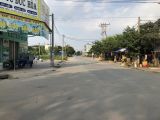 Bán gấp lô đất mặt tiền thổ cư đường Nguyễn Thị Rành xây dựng tự do, sổ hồng riêng. DT 200m2. Giá 900 triệu.