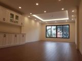 Siểu phẩm Cầu Giấy ô tô tránh, thang máy, 51m2 chỉ 12.2 tỷ. LH: 0974049597.