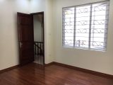 Bán nhà 2.35 tỷ ngõ 325 Kim Ngưu (gần KPL CB Du Lịch), Hai Bà Trưng 35m2x4T có sân cổng