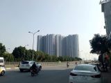 Bán nhà Vũ Tông Phan - Gara - thang máy - 60m2 - 5.4 tỷ.   Gia đình cần vốn kinh doanh nên cần bán nhà đang ở tại Vũ Tông Phan. Vị trí đẹp, cách mặt phố 20m. Ô