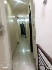 Bán  KS MT khu Bàu Cát, TB.Dt 4x28m,  KC 6 lầu. Hiện thu nhập 150tr/tháng.