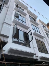 Bán nhà phố Văn Cao 48m2, 2 tầng, Mt 3.7m, Giá 4.95 tỷ (0975965639)