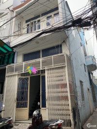 Bán Nhà Hùng Vương Quận 10, 40m2, HXH, 3 Lầu, 4 PN, 6.5 Tỷ Thương Lượng.