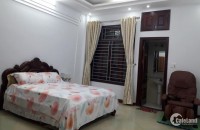 Cần bán nhà đẹp ngõ Thịnh Hào 2, Đống Đa, 55m2 giá hấp dẫn.