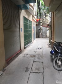 Bán nhà riêng mới đẹp, ánh sáng tự nhiên, Thanh Nhàn, 31m2, 3,2 tỷ.