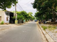 Bán đất đối diện chung cư đường Nguyễn Khả Trạc thông dài, giá rẻ lại mát mẻ