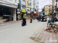 Cho thuê cửa hàng phố Trần Hữu Tước làm văn phòng giao dịch, tiệm nail ,...