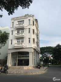 Cho thuê nhà phố 7x18m khu Nam Thiên, Phú Mỹ Hưng nhà mới đẹp