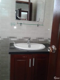 Cần bán gấp căn hộ Cao Cấp The Everrich Quận 11, Dt :  115m2, 2PN, 2WC