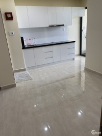 Cần bán căn 1PN 44m2 Officetel,view hồ bơi,tầng 2 giá 1,69 tỷ.Centana Thủ Thiêm!