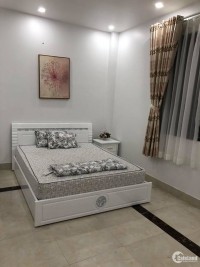 Cần bán căn hộ Quốc Cường 1 Quận 7, Dt : 131 m2, 3PN,  tầng cao