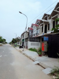 Nhượng ngay căn nhà thô 2 tầng thuộc blockB KĐT Huế GreenCity - giá tốt