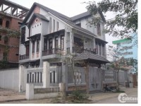 Biệt thự Nguyễn Văn Hưởng Thảo Điền bán có 300m2, 2 tầng, 5PN, giá 53.5 tỷ