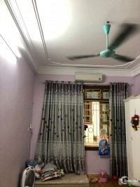 Bán Nhà Bạch Mai 25m2 , 3 Tầng Ngõ 3 Gác 1.8 Tỷ.