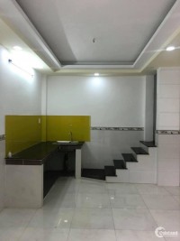 Bán nhà 2 tầng, đường Thích Quảng Đức, Phú Nhuận. 35m2, giá 4,4 tỷ(TL).