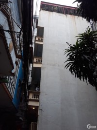 Bán nhà Pháo Đài Láng 48m2, giá 4.8 tỷ,mặt tiền 7m,ngõ thoáng rộng.
