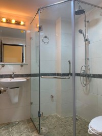 Bán nhà phố Minh Khai, lô góc, về ở ngay, DT 40m2