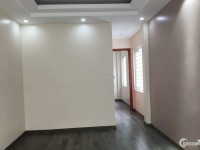 Hai Bà Trưng, 35m2, 5 Tầng, 2.5 Tỷ, Ngõ Ba Gác.