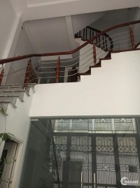 Bán nhà Hai Bà Trưng - Đê Trần Khát Chân 4 tỷ, 51m2. ngõ gần, ở luôn