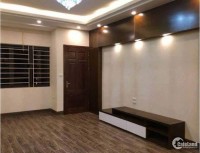 Bán nhà Quan Nhân, gần mặt phố, diện tích 40m2*5 tầng, giá 3,8 tỷ.