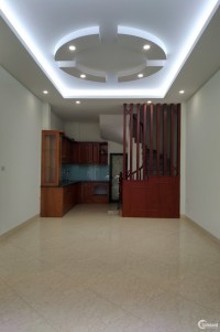 Nhà mới cực đẹp 35M2 * 5T, giá chỉ 3 TỶ - phố Phan Đình Giót, yên tĩnh, thoáng đ