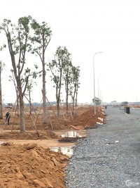 Đất khu dân cư Nam Tân Uyên đang trong giai đoạn phân lô bán nền.