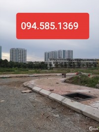 40m2 đất vòng xuyến Văn Giang Ecopark khu DV4 giá 38 triệu/m2 0945851369
