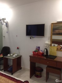 Cho thuê khách sạn mặt tiền đường Dương Bá Trạc, trệt 6 lầu, 33 Pn full nội thất