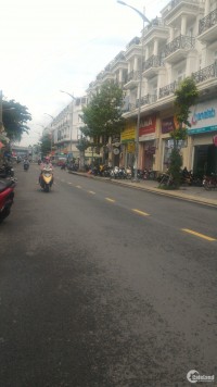 Cho thuê nhà MT Trần Thị Nghĩ, P7, Gòa Vấp, 5mx20m, giá 60tr/tháng
