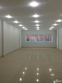 Văn phòng Quận 4 65m² tại 72 Nguyễn Khoái giá rẻ