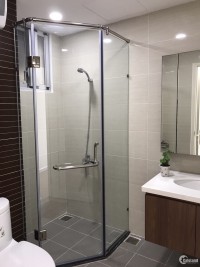 Nhà tôi cần bán gấp căn hộ 70m2 nội thất cơ bản chung cư Nghĩa Đô, giá 2,5 tỷ.