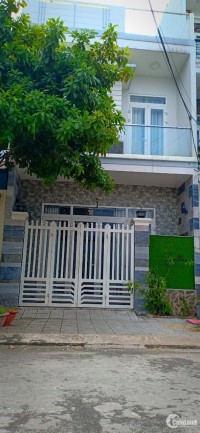 Bán nhà đường Trung Nghĩa 8, Phường Hòa Minh, khu dân trí cao, an ninh tốt