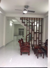 Nhà 1 trệt 1 lầu Ngõ Hẽm,DT 72,5m2, Giá 1Tỷ350 Triệu,SHR,Nguyễn Tư Gian