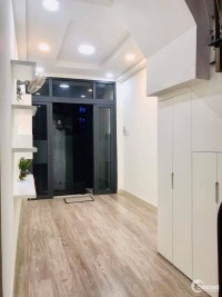 TRUNG TÂM QUẬN 1, Trần Đình Xu, nhà đẹp dạng homestay dt 30m2, 4 lầu, 4pn.