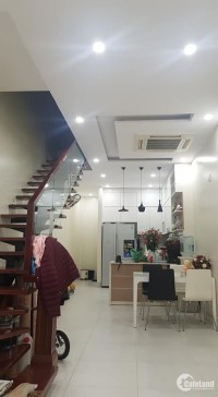 Nhà đẹp full nội thất 43m2 5 tầng, 15m ra ô tô tránh.