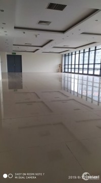 Văn phòng cho thuê 120m2 giá 21 triệu. Mặt tiền Nguyễn Lân, quận Thanh Xuân