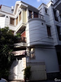 Biệt Thự Trung Tâm Sài Gòn 1500m2, Vị trí đắt địa, căn nhà đắt lộc, mang đến cho