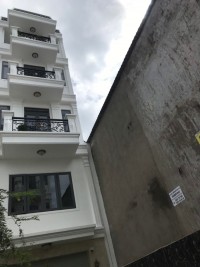Bảo Ngọc GARDEN KDC khép kính tích hợp thang máy, 4 lầu, đường 12m.