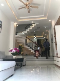 Bán nhà 1 trêt 4 lầu, cuối đường Nguyễn Oanh, giá 3.6 tỷ.