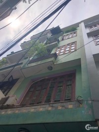 Bán nhà 5 tầng mặt ngõ 58 Nguyễn Khánh Toàn, ô tô tránh.DT 50m giá 6,4 tỷ