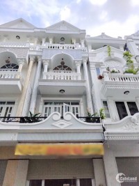 Bán nhà đẹp 3 tầng đường nhựa 8m-khu Hoàng Quốc Việt Quận 7