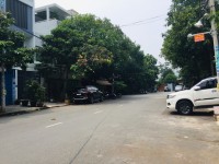 Cần bán nhà hẻm 368 thông đường Tân Sơn Nhì, DT 4m x 20m, nhà 2 lầu, sân thượng.