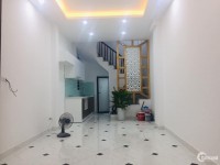 Bán nhà Khương Trung, nhà cực đẹp, cách phố 30m, 36m2, 5 tầng, nhỉnh 3 tỷ.