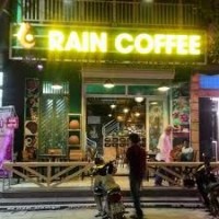 Cho thuê nhầ làm café mặt phố Hàn Thuyên: Mặt tiền 8m, 25 triệu/tháng.