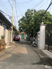 Cần bán gấp căn nhà cấp 4 gần cầu vượt Linh Xuân,Thủ Đức diện tích 113m2,giá rẻ