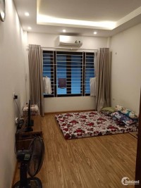 Bán nhà đẹp 35m2*5T phố Hoàng Văn Thái giá 2.85 tỷ. LH: 0923 829 272.