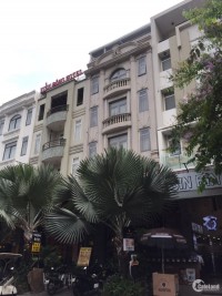 New hotel! Cần bán khách sạn 13P khu Hưng Gia ở Phú Mỹ Hưng, Quận 7