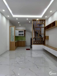HÀNG HÓT MỚI_15M RA PHỐ ĐỘI CẤN_NHÀ NẰM VỊ TRÍ MẶT NGÕ